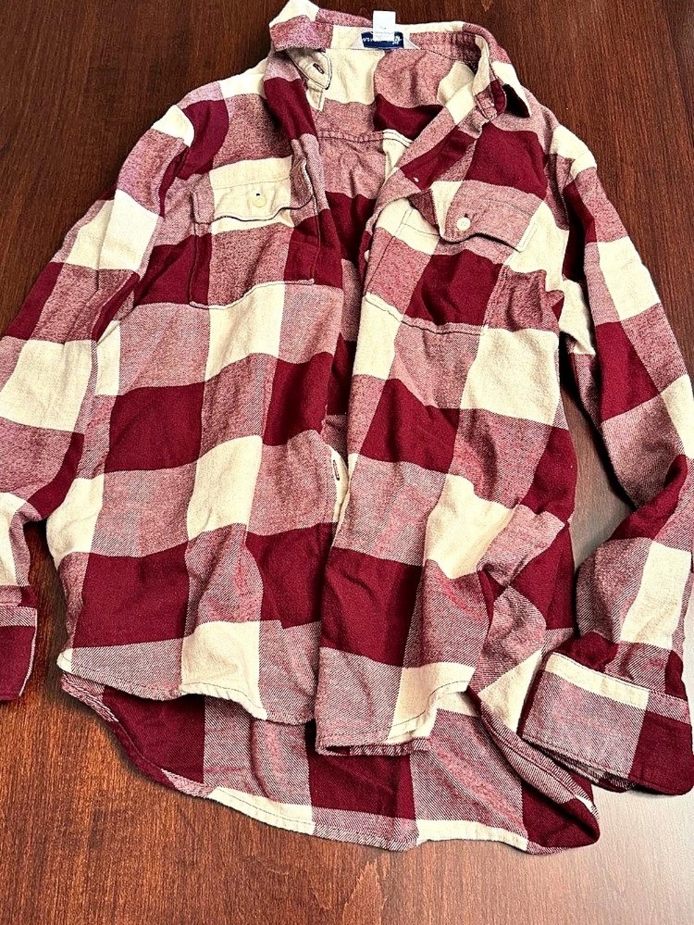 Old Navy The Boyfriend Shirt Checkered Button Down in Red & Cream Small